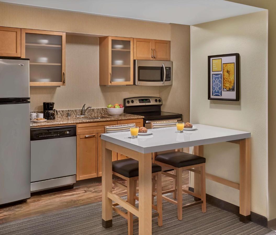 Sonesta Es Suites Cincinnati - Блу-Аш Екстер'єр фото