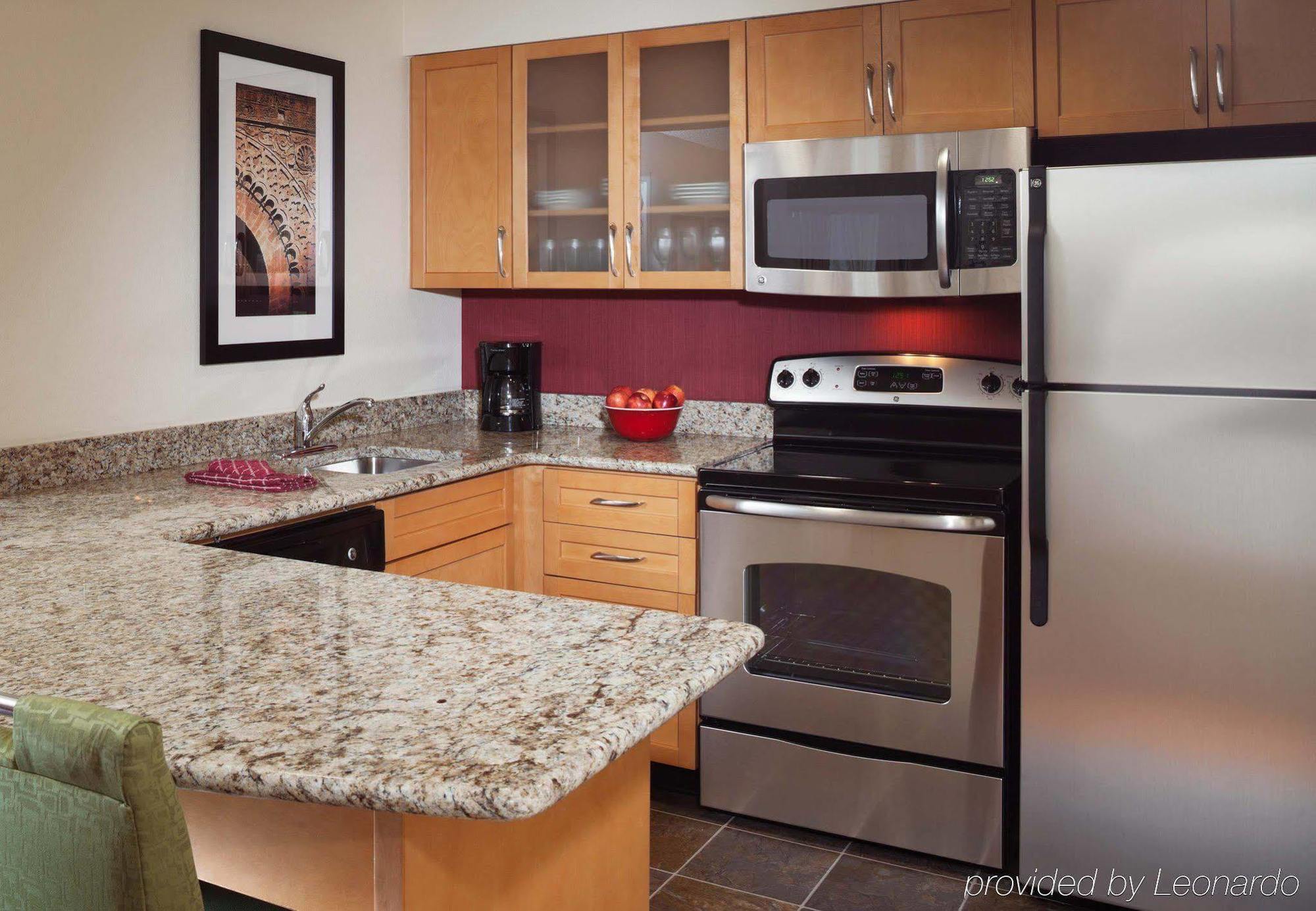 Sonesta Es Suites Cincinnati - Блу-Аш Екстер'єр фото