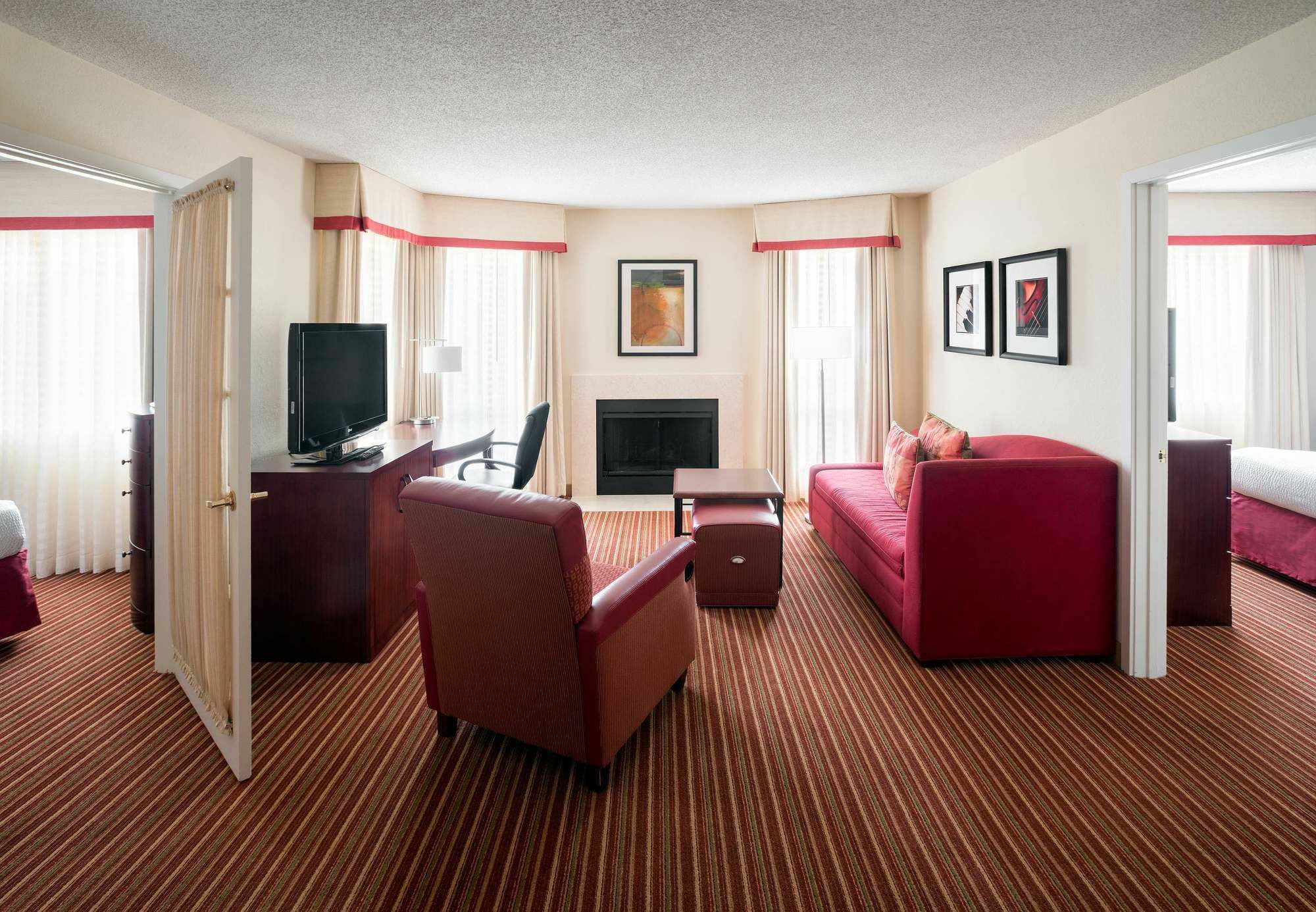Sonesta Es Suites Cincinnati - Блу-Аш Екстер'єр фото